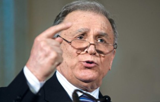 Iliescu: Legea lustraţiei este discriminatorie, aberantă şi total inutilă
